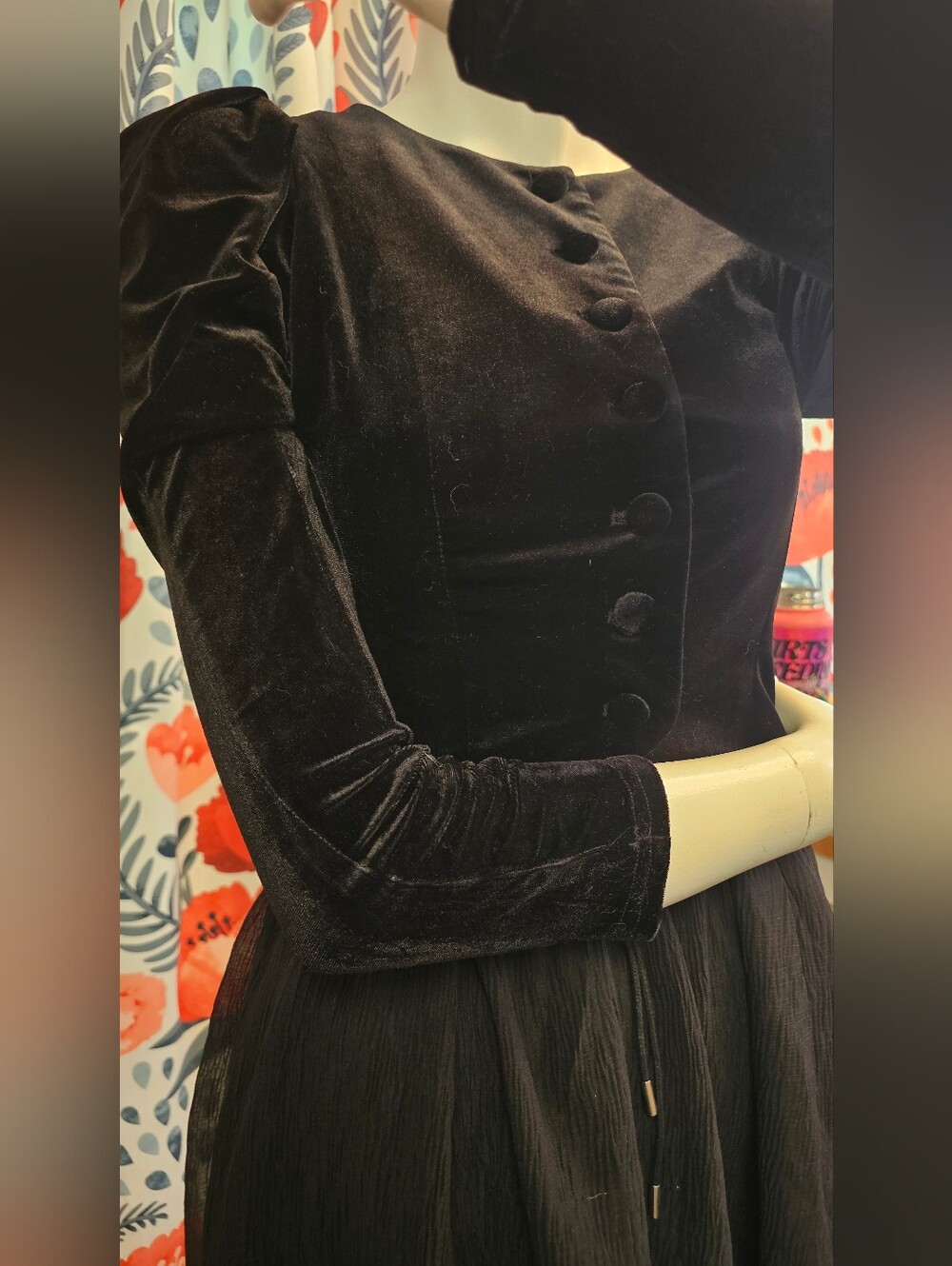 Cider Black Velvet Puff-Sleeve Blazer Jacket